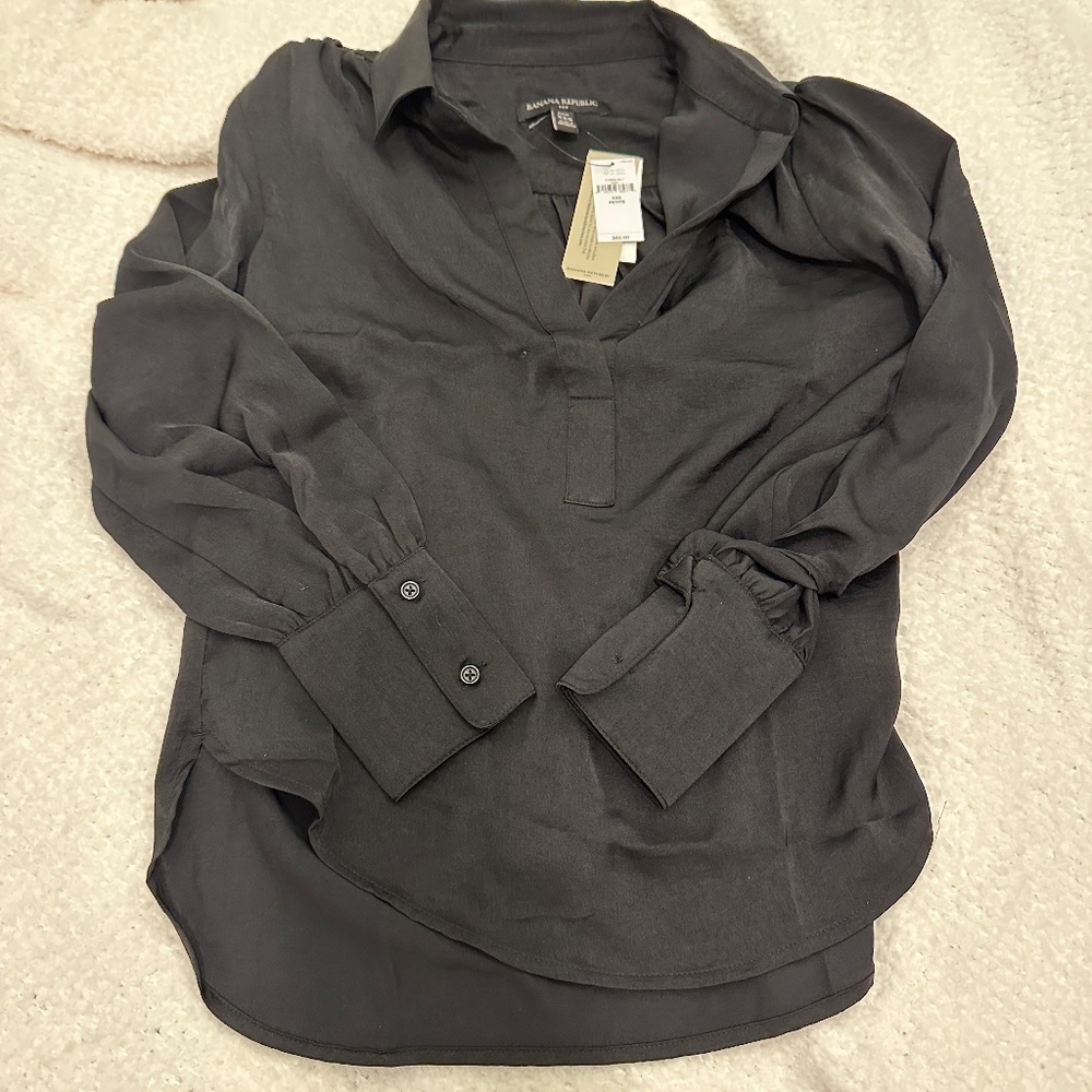 NWT - Banana Republic - Silky Collared Neck Blouse - Petite